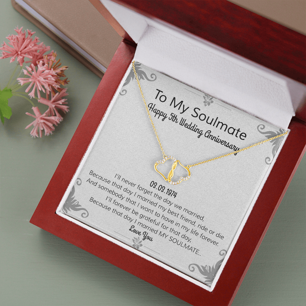 Gold anniversary necklace hot sale