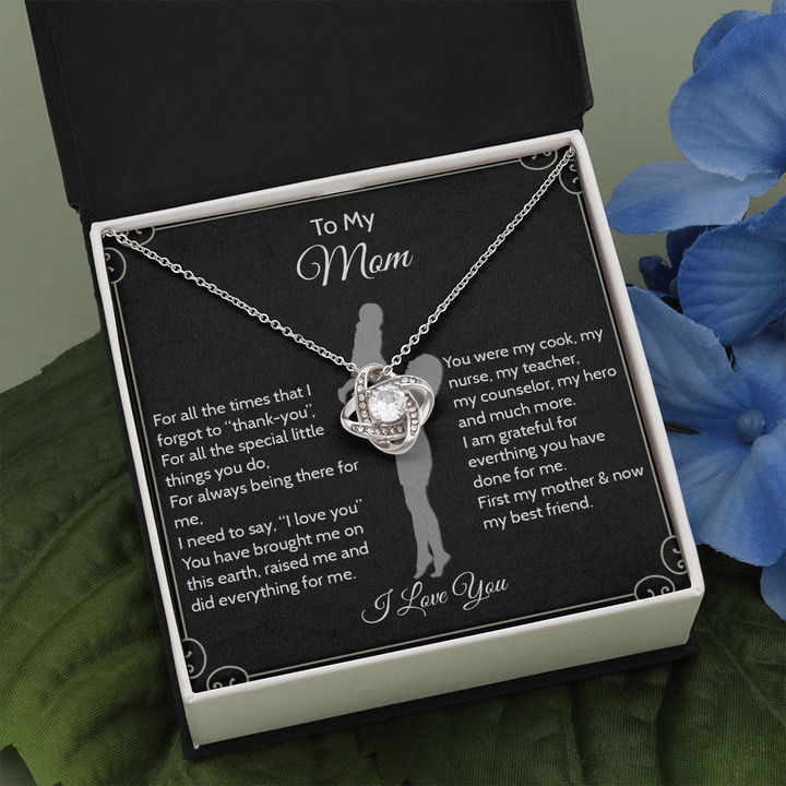 Mom 2024 gift necklace