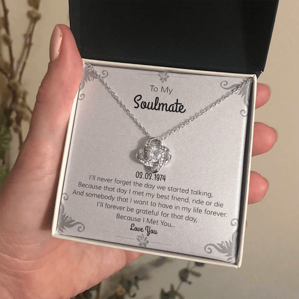 To My Soulmate Love Knot Necklace | "Day I Met You"| Romantic Love Poem Card | For Girlfriend | For Wife | Valentines Day Gift
